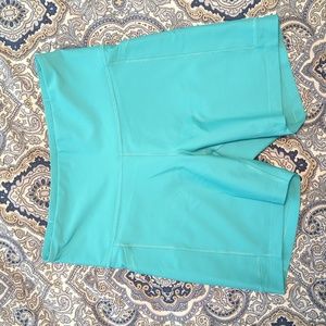 Bike shorts with pockets